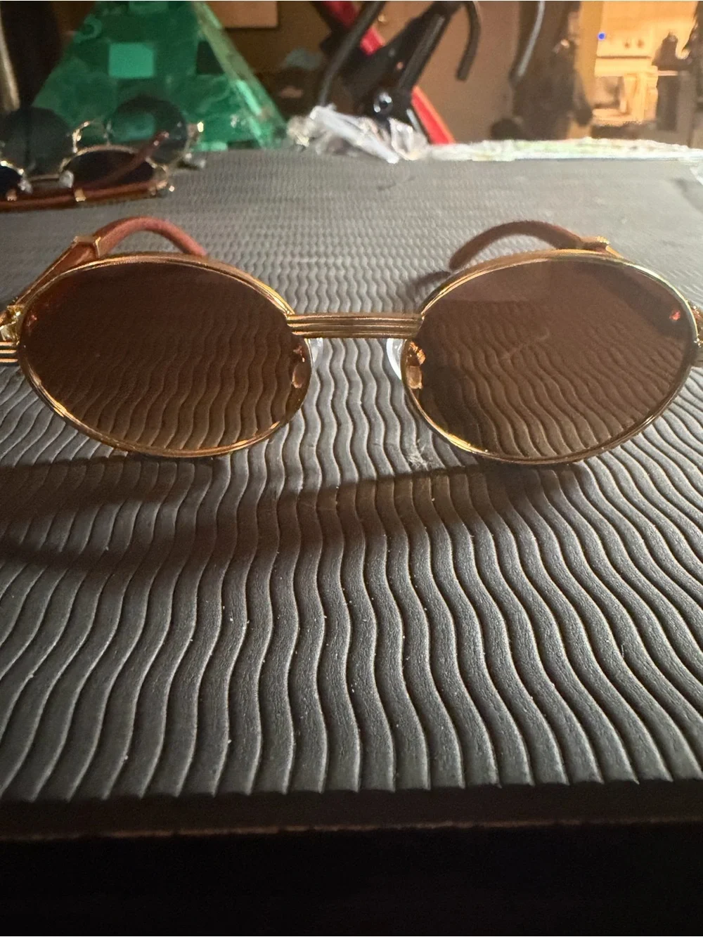 Gold Frame Round Brown Lens Sunglasses - Men new w/ case